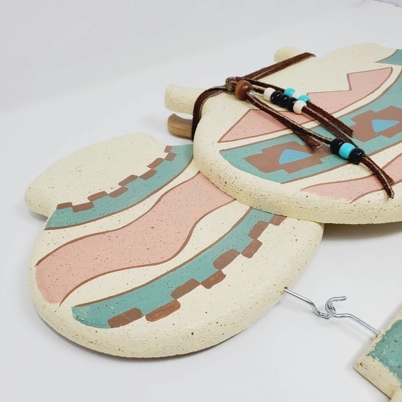 Welcome Sign Southwestern Wall Hanging Native Art Pottery Design Leather Strap - Picture 3 of 12